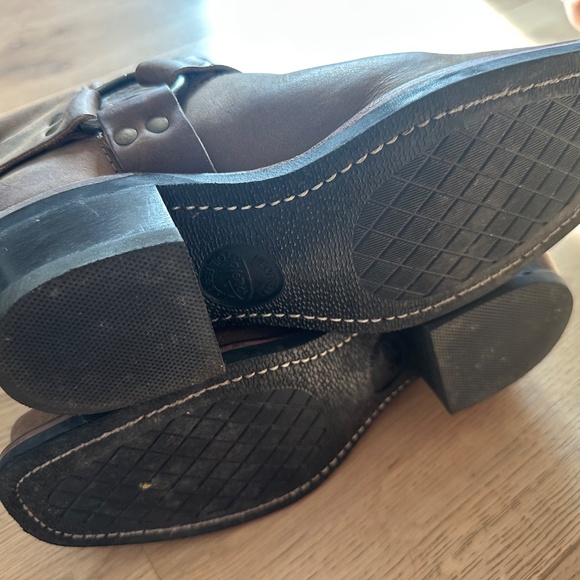 Frye Harness boots size 7.5 nearly new in smoke - Picture 9 of 9